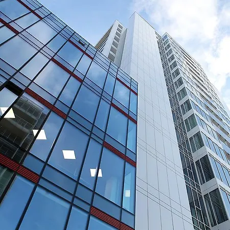 Super-apartamenty International Fair Апартаменти Познань
