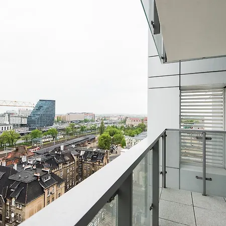 Super-apartamenty International Fair Апартаменти