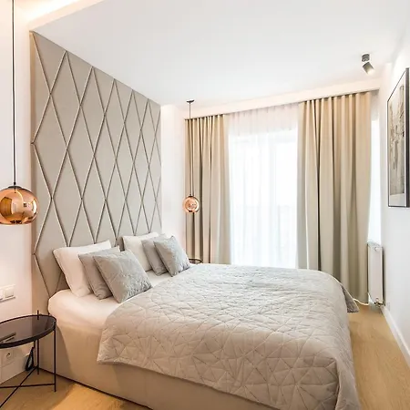 Super-apartamenty International Fair Апартаменти