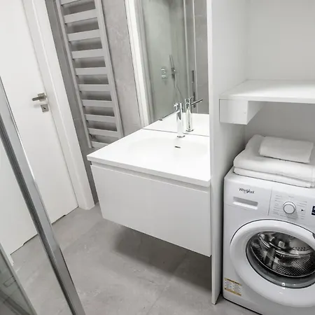 Super-apartamenty International Fair Lägenhet *